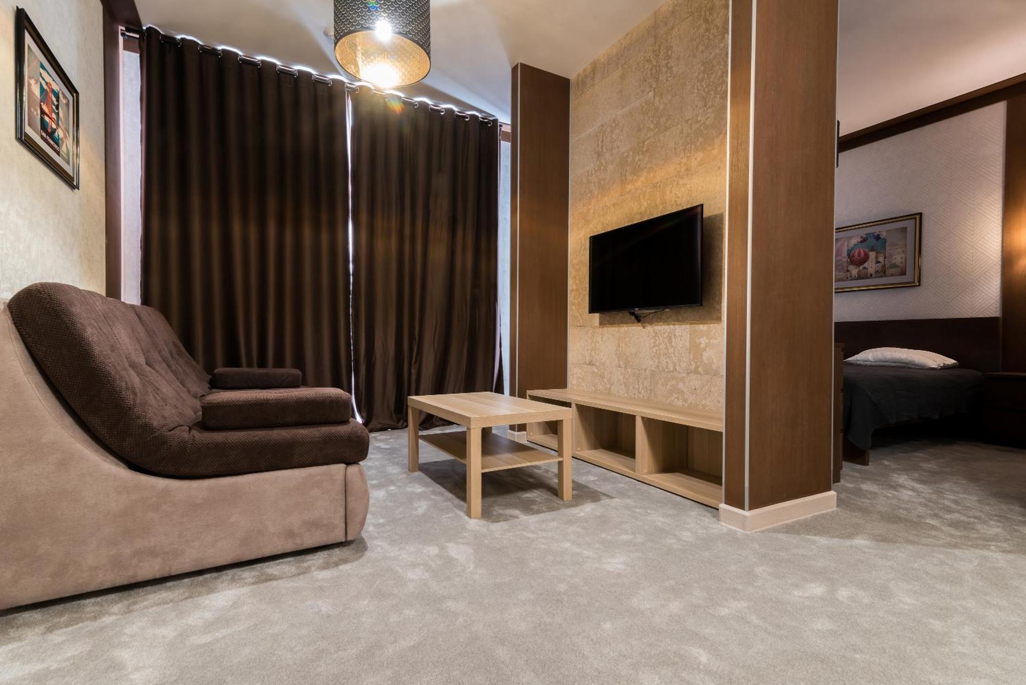 Lacasa Hotel Karagandy Εξωτερικό φωτογραφία