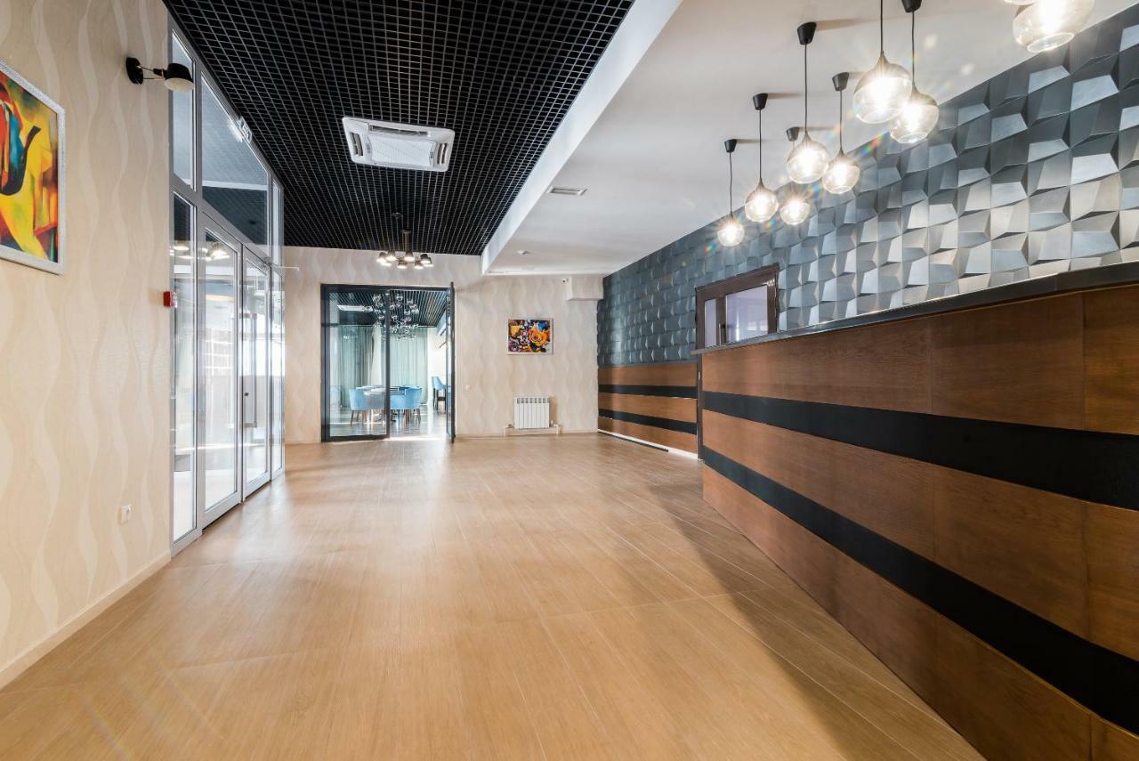 Lacasa Hotel Karagandy Εξωτερικό φωτογραφία