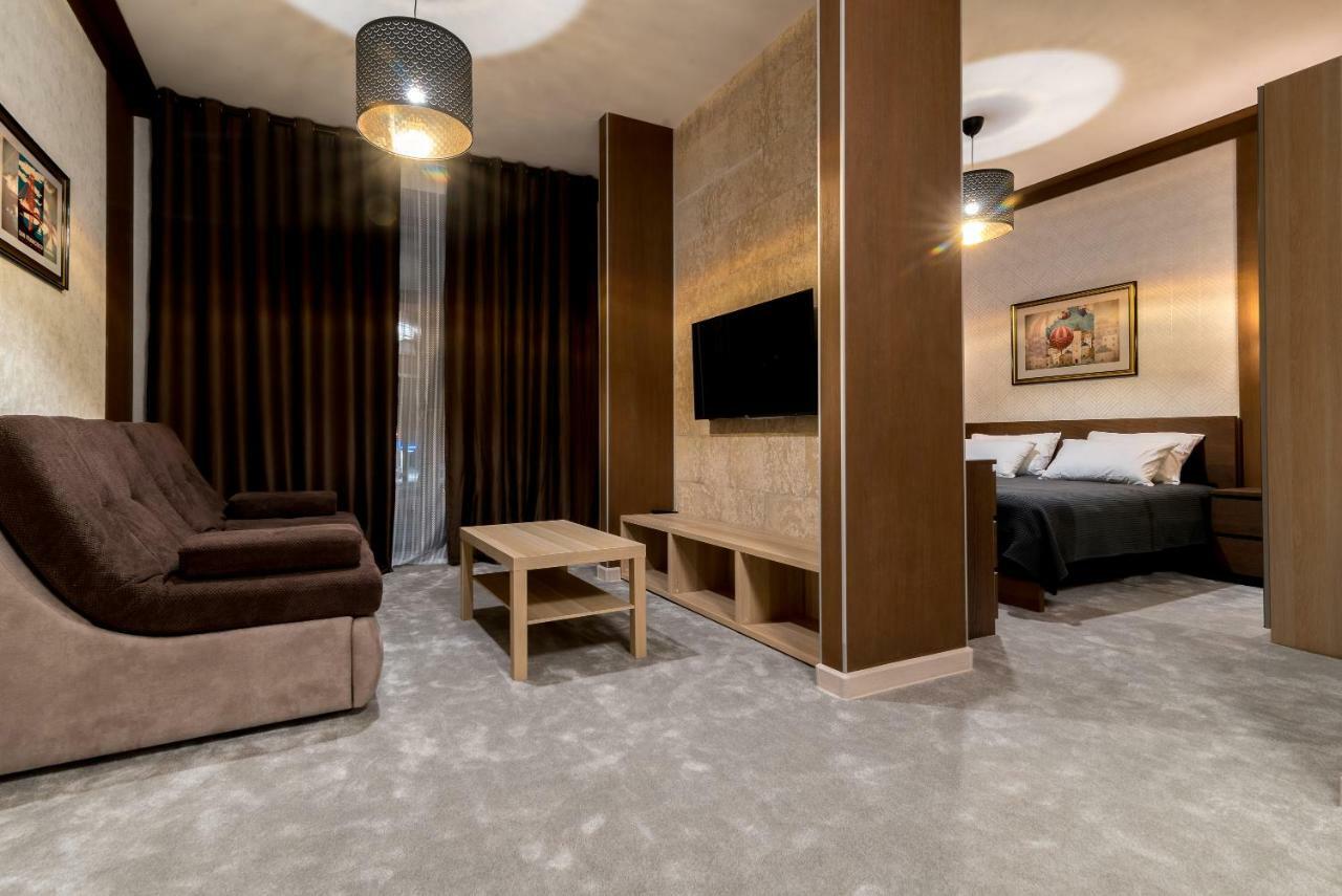 Lacasa Hotel Karagandy Εξωτερικό φωτογραφία