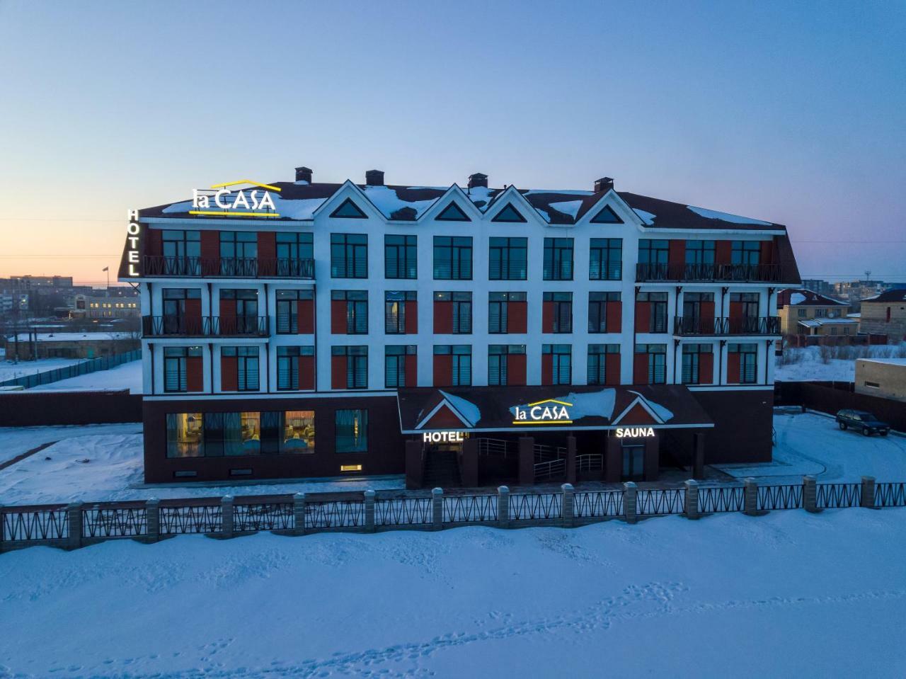 Lacasa Hotel Karagandy Εξωτερικό φωτογραφία